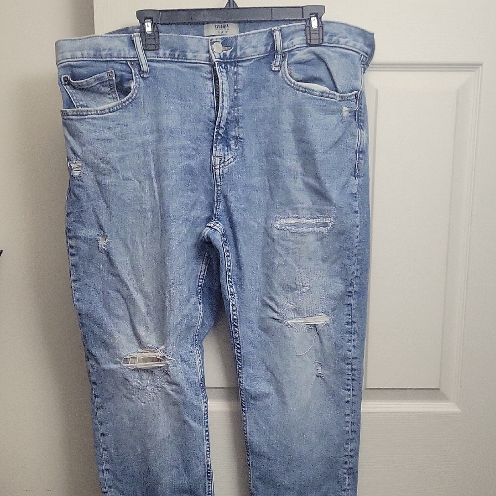 Big Men's Denim Gold 40×30 Light Blue Distressed Jeans